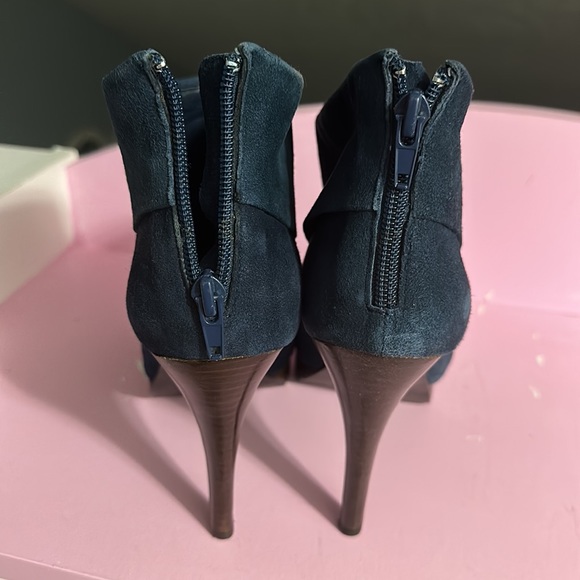 Steve Madden Blue Booties - Picture 3 of 7